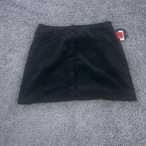 cute mini black textured buttoned skirt